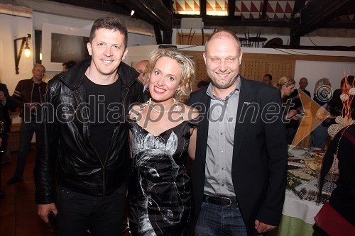 Božidar Novak, direktor komunikacijske skupine SPEM in Alenka Slavinec, fotografinja ter Mitja Čander, programski direktor javnega zavoda EPK Maribor 2012