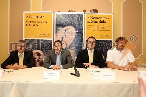 Branko Dragan, direktor družbe Neuroth v Sloveniji, Lukas Schinko, predsednik uprave Neuroth d.o.o., Robert Lepener, direktor Neuroth slušni aparati d.o.o., Miha Zupan, košarkaš