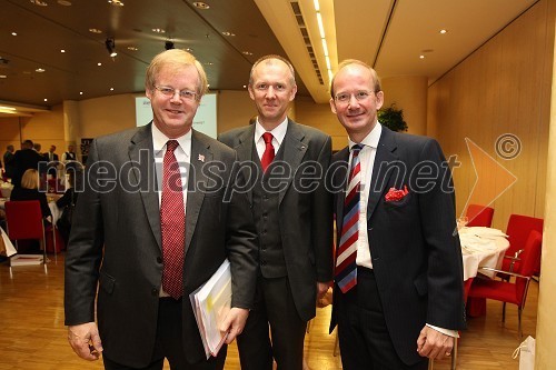 	Alderman David Wooton, Lord Mayor City of London, Hans Christian Witzmann, direktor Austria Trend hotela Ljubljana in 	Andrew Page, veleposlanik Velike Britanije v Sloveniji