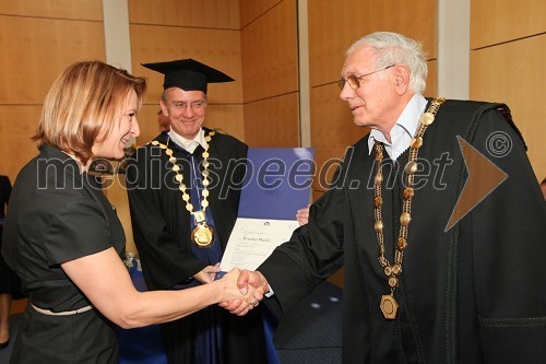 Dr. Branka Mušič, Fakulteta za kemijo in kemijsko tehnologijo UM, prof. dr. Danijel Rebolj, rektor Univerze v Mariboru in in prof. dr. Miha Drofenik, Fakulteta za kemijo in kemijsko tehnologijo Univerze v Mariboru