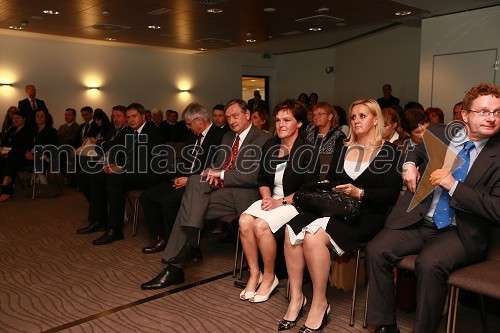 Mag. Samo Hribar Milič, predsednik Gospodarske zbornice Slovenije, dr. Danilo Türk, predsednik Republike Slovenije, Anka Miklavič Lipušček, predsednica Zbornice kmetijskih in živilskih podjetij (ZKŽP), Mojca Seliškar Toš, šefinja kabineta predsednika Slovenije in Boštjan Lajovic, svetovalec predsednika za odnose z javnostmi