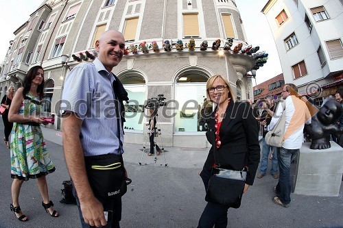 Cvetka Žirovnik, pomočnica generalnega direktorja RTV Slovenija za organizacijo, kadre in izobraževanje ter mož Jani