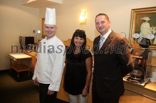 Bojan Pliberšek, kuhar, mag. Helena Cvikl, direktorica Višje strokovne šole za gostinstvo in turizem v Mariboru ter Roman Tadina, hotel Habakuk