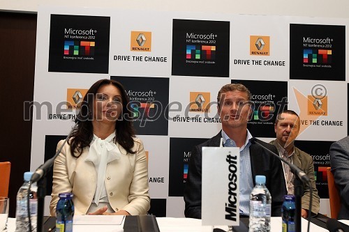 Biljana Weber Dujović, generalna direktorica Microsoft Slovenija, David Coulthard, nekdanji drikač Formule 1