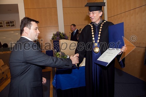 	Dr. Robert Brumnik, Fakulteta za varnostne vede Univerze v Mariboru in prof. dr. Danijel Rebolj, rektor Univerze v Mariboru