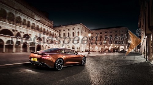 Aston Martin Vanquish 2012