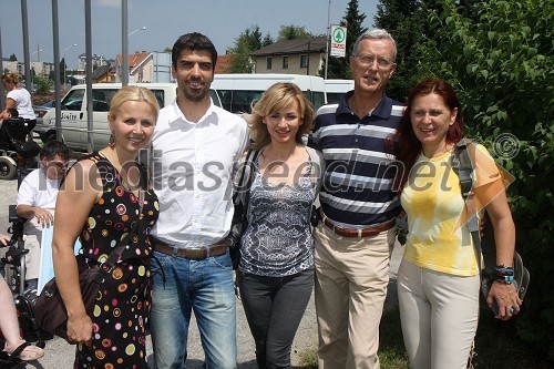 Anita Mlakar, moderatorka na Radiu City, Bor Greiner, odgovorni urednik Radia City, Lidija Šestak Zorič, predsednica društva Sonček, Taras Poljanec, direktor podjetja Sončna pot, Irena Gajser, Turistična agencija Sonček - Europark