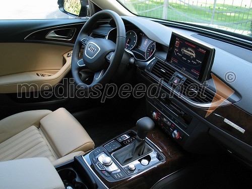 Audi A6 allroad quattro 2012