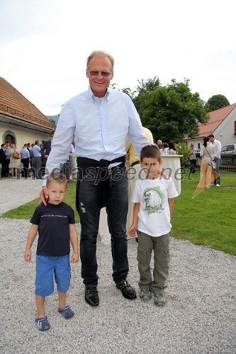 ..., Janez Škrabec, direktor podjetja Riko d.o.o. in ...