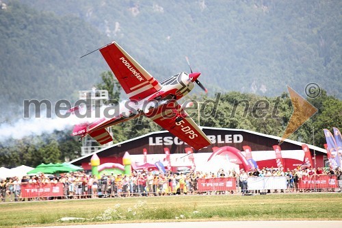 Akrobatsko letalo Extra 330 SC