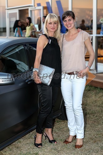 	Metka Pevec Kejžar, odnosi z javnostmi za Mercedes-Benz Slovenija in Stefanie Aldinger, Global Communications Mercedes-Benz Cars