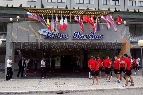 Hotel Habakuk, odhod nogometašev Lokomotiv Moskva