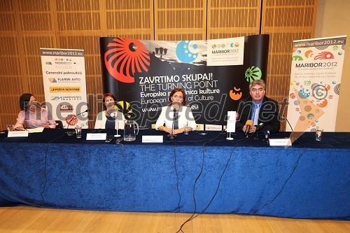 Jagoda Đorđevič, odnosi z javnostmi EPK, Marie Therese Sanchez-Schmid, vodja delegacije Odbora za kulturo in izobraževanje EP, Suzana Žilič Fišer, generalna direktorica Zavoda Maribor 2012 - EPK, dr. Milan Zver, član delegacije in slovenski poslanec v EP,