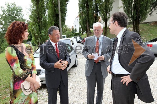 Norma Bale, direktorica Kultprotur, Anton Kampuš, župan Gornje Radgone, ..., dr. Žiga Turk, minister za izobraževanje, znanost, kulturo in šport