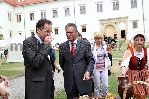 Dr. Žiga Turk, minister za izobraževanje, znanost, kulturo in šport, Anton Kampuš, župan Gornje Radgone