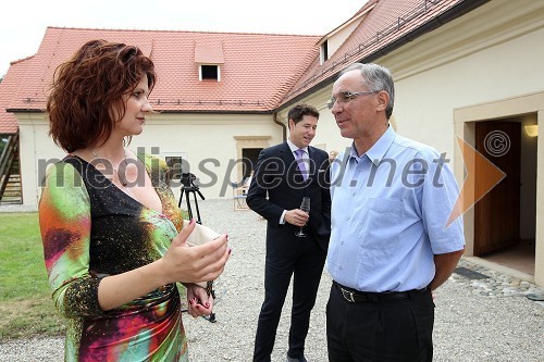 Podpis pogodbe o oddaji gradu Negova v upravljanje in uporabo