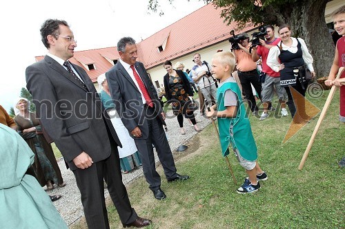 Dr. Žiga Turk, minister za izobraževanje, znanost, kulturo in šport, Anton Kampuš, župan občine Gornja Radgona