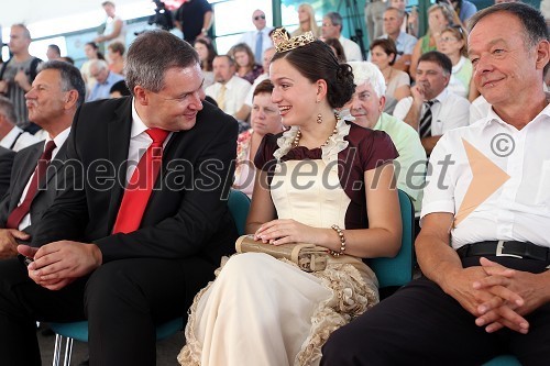 Mag. Dejan Židan, poslanec, Martina Baškovič, Vinska kraljica Slovenije 2012 in ...