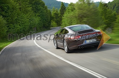 Porsche 911 Carrera 4S Coupe