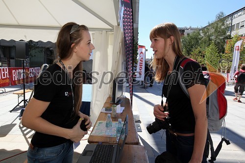 Blanka Krajnc, Mediaspeed in Vesna Ferlič, udeleženka fotomaratona