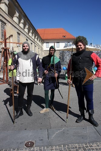 Srednjeveška tržnica