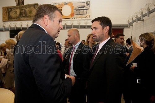 Tomaž F. Lovše, predsednik Smučarske zveze Slovenije in Janko Medja, NLB