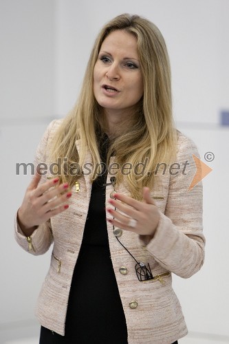 Nana Šumrada Slavnič, PWC in AmCham Top Potential of the year 2012