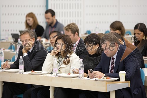 	Igor Plestenjak, Japti, Sonja Šmuc, izvršna direktorica Združenja Manager, Monika Lapanja, Ekonomska fakulteta in Tomaž F. Lovše, predsednik uprave/lastnik DINERS CLUB SLO d.o.o.