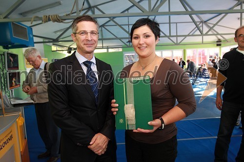 Mag. Boris Novak, generalni direktor Pošte Slovenije, Lucija Polavder, judoistka