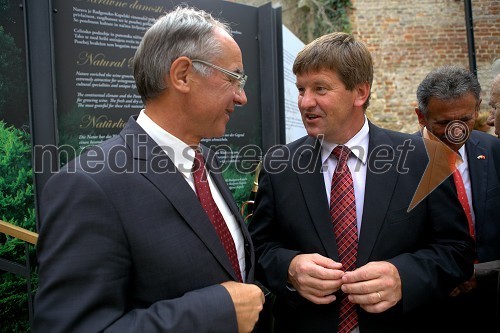 Janez Erjavec, direktor Pomurskega sejma ter Franc Bogovič, minister za kmetijstvo in okolje