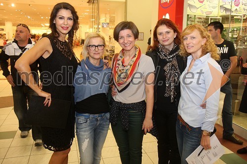 Ivana Šundov, voditeljica, Natalija Taja Kolarič, lastnica agencije Michela, Petra Romih, Europark, Simona, Mandl, center managerka Europarka, Mihaela Kolarič, lastnica agencije Michela