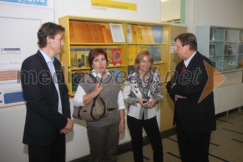 Danilo Majcen, Karierni center UM, ..., red. prof. dr. Karin Stana Kleinschek, prorektorica za znanstvenoraziskovalno dejavnost Univerze v Mariboru, Radovan Žerjav, minister za gospodarski razvoj in tehnologijo, prof. dr. Željko Knez, senator in dekan Fakultete za kemijo in kemijsko tehnologijo