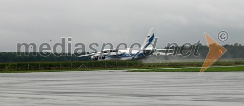 Rusko tovorno letalo Antonov AN124-100