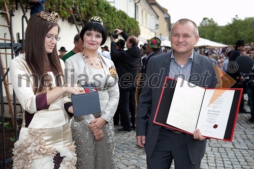 Martina Baškovič, Vinska kraljica Slovenije 2012, Ksenja Arbeiter, nekdanja mariborska vinska kraljica, Franc Kangler, župan MOM