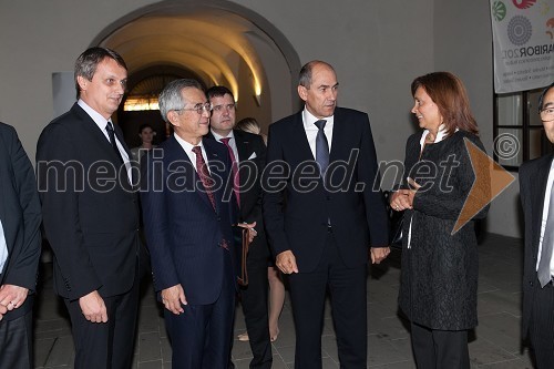 Tomaž Kancler, podžupan MOM, Takashi Kawamura, predsednik japonske korporacije Hitachi, Janez Janša, predsednik Vlade RS in Suzana Žilič Fišer, generalna direktorica Zavoda Maribor 2012 - EPK