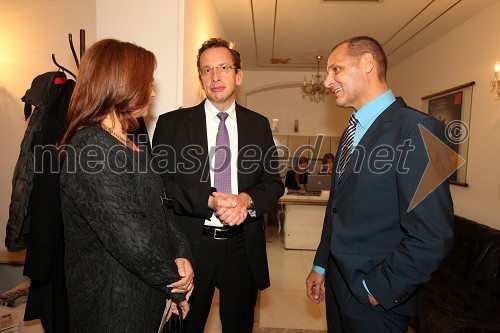 Suzana Žilič Fišer, generalna direktorica Zavoda Maribor 2012 - EPK,  dr. Žiga Turk, minister za izobraževanje, znanost, kulturo in šport ter Danilo Rošker, direktor SNG Maribor	