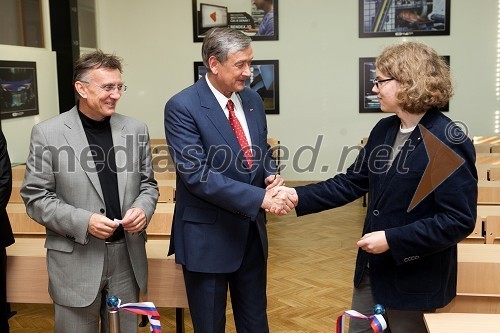 Prof. dr. Danijel Rebolj, rektor Univerze v Mariboru, dr. Danilo Türk, predsednik RS in Jurij Aleksejev, študent Fakultete za strojništvo
