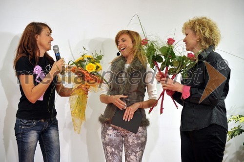 Kerstin Babbucci, organizatorka dogodka,  	Martina Kodelja, urednica radia Robin, voditeljica in  	Ema Kladnik, vodja centra Qulandija Nova Gorica