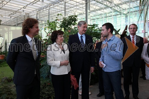 Roman Ferenčak, direktor in lastnik Ocean Orchids, Barbara Miklič Türk, soprog dr. Danilo Türk, predsednik Republike Slovenije ter Tomaž Jevšnik, Ocean Orchids d.o.o