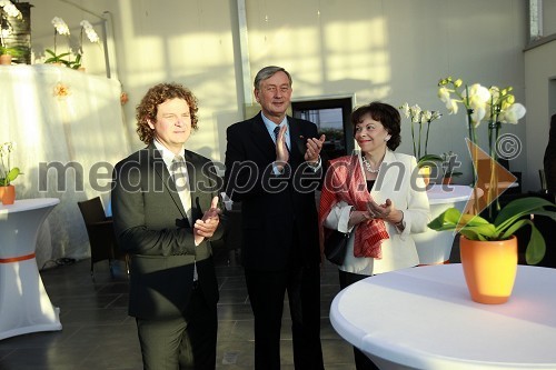 Roman Ferenčak, direktor in lastnik Ocean Orchids, dr. Danilo Türk, predsednik Republike Slovenije in soproga Barbara Miklič Türk