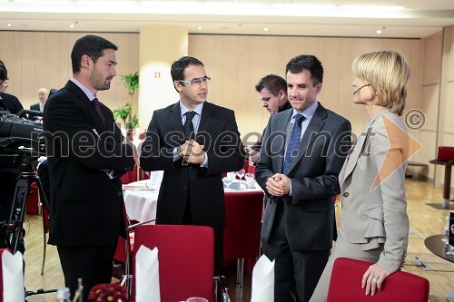 Janko Medja, predsednik uprave NLB d.d., ..., izr. prof. dr. Marko Košak, predstojnik katedre za denar in finance Ekonomske fakultete Univerze v Ljubljani in Nevenka Črešnar Pergar, direktorica NP Consulting