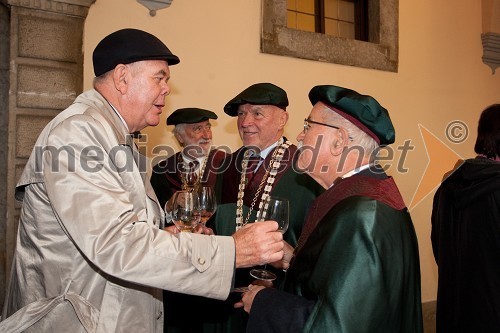 Janko Puklavec solastnik podjetij P&F Jeruzalem Ormož in P&F Jeruzalem Ljutomer, Joco Žnidaršič, fotograf in Boštjan Žekš, nekdanji minister