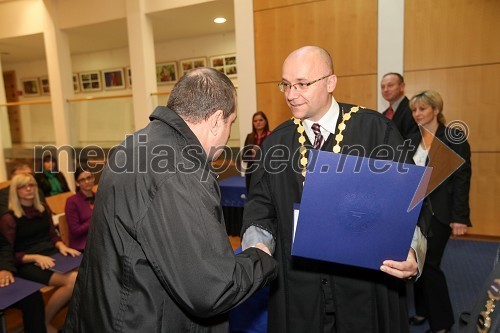 	Dr. Milan Franc, Filozofska fakulteta Univerze v Mariboru  ter prof. dr. Dejan Škorjanc, prorektor za študijsko dejavnost Univerze v Mariboru