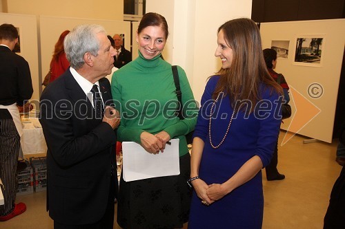 Antonio Magalhaes, župan Guimaraesa,  Barbara Juršič, tolmačka in strokovnjakinja za port. jezik in literaturo in Nataša Kos, pomočnica programskega direktorja Zavoda Maribor 2012 - EPK