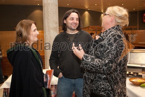 Dušanka Ristić, igralka, Gorazd Jakomini, igralec in Neda Rusjan Bric, igralka, režiserka