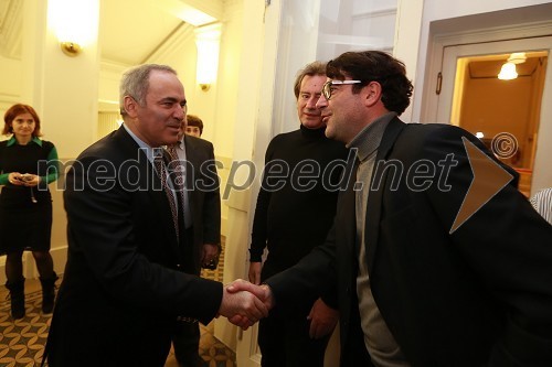 	Garry Kasparov in Roman Didovič, pomočnik programskega direktorja za analize na zavodu Maribor 2012 - EPK