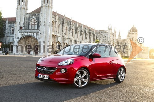 Opel Adam