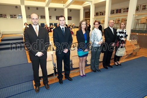 Dr. Franjo Mlinarič, Ekonomsko-poslovna fakulteta Univerze v Mariboru, dr. Silvo Dajčman, Ekonomsko-poslovna fakulteta Univerze v Mariboru, dr. Helena Blažun, Ekonomsko-poslovna fakulteta Univerze v Mariboru, dr. Vesna Dizdarević, Ekonomsko-poslovna fakulteta Univerze v Mariboru, dr. Stanko Čokelc, Ekonomsko-poslovna fakulteta Univerze v Mariboru in dr. Jerneja Godnjavec, Fakulteta za kemijo in kemijsko tehnologijo Univerze v Mariboru