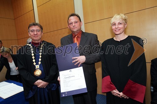 Prof. dr. Danijel Rebolj, rektor Univerze v Mariboru, dr. Tomaž Bratina, Filozofska fakulteta Univerze v Mariboru in prof. dr. Mihaela Koletnik, prodekanka Filozofske fakultete Univerze v Mariboru