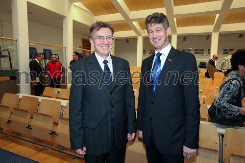 Prof. dr. Danijel Rebolj, rektor Univerze v Mariboru in prof. dr. Harald Kainz, rektor TU Graz